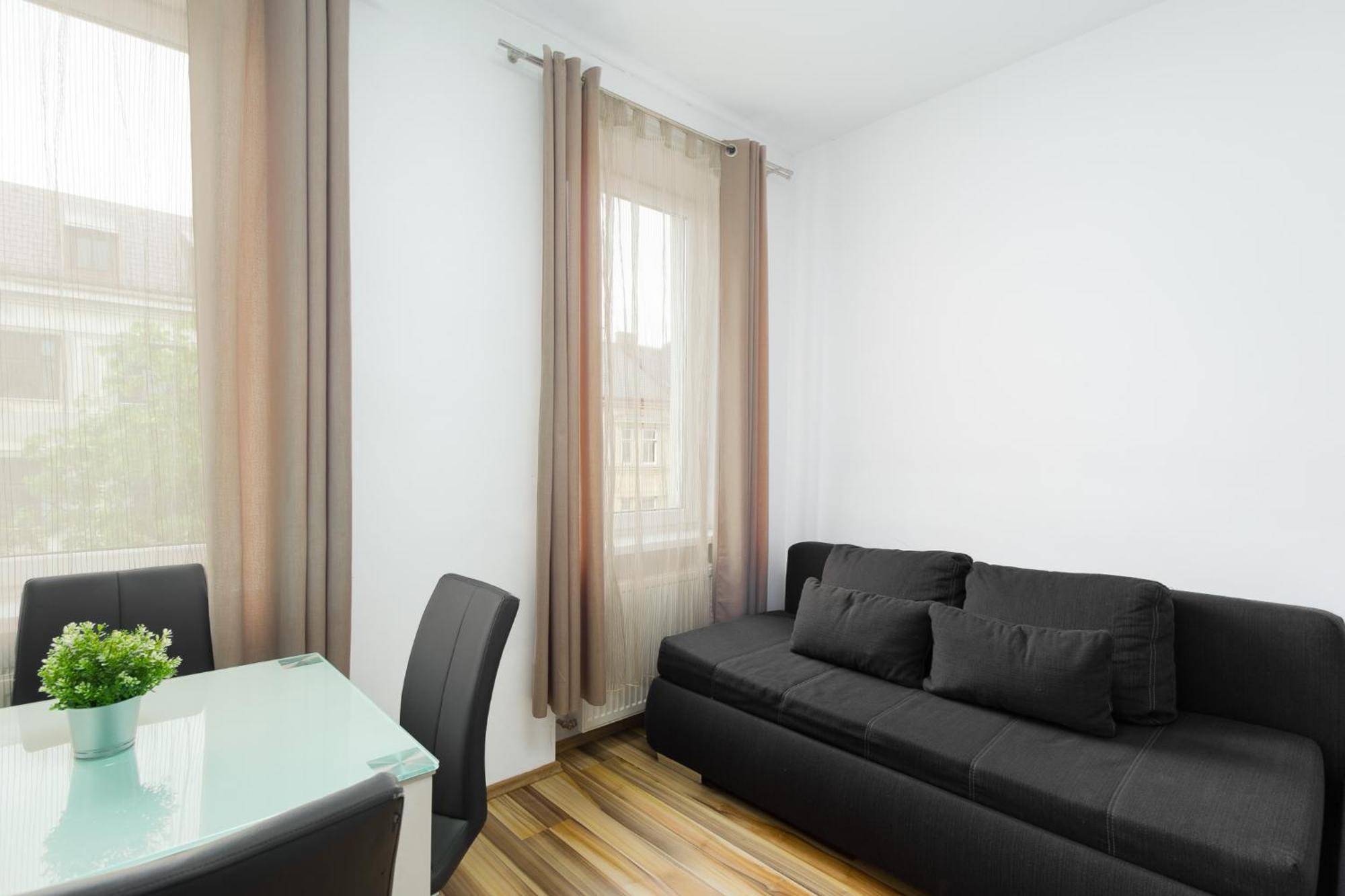 וינה Apartment Huglgasse מראה חיצוני תמונה