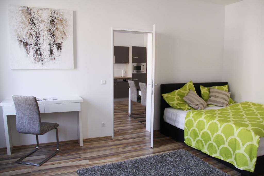 וינה Apartment Huglgasse מראה חיצוני תמונה