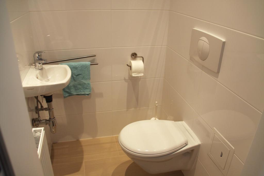 וינה Apartment Huglgasse מראה חיצוני תמונה