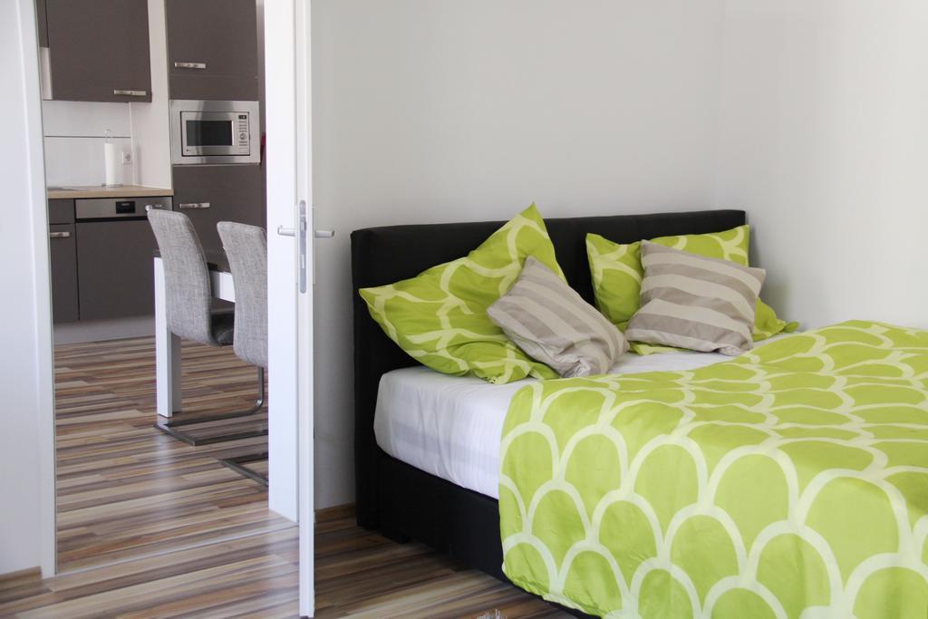 וינה Apartment Huglgasse מראה חיצוני תמונה